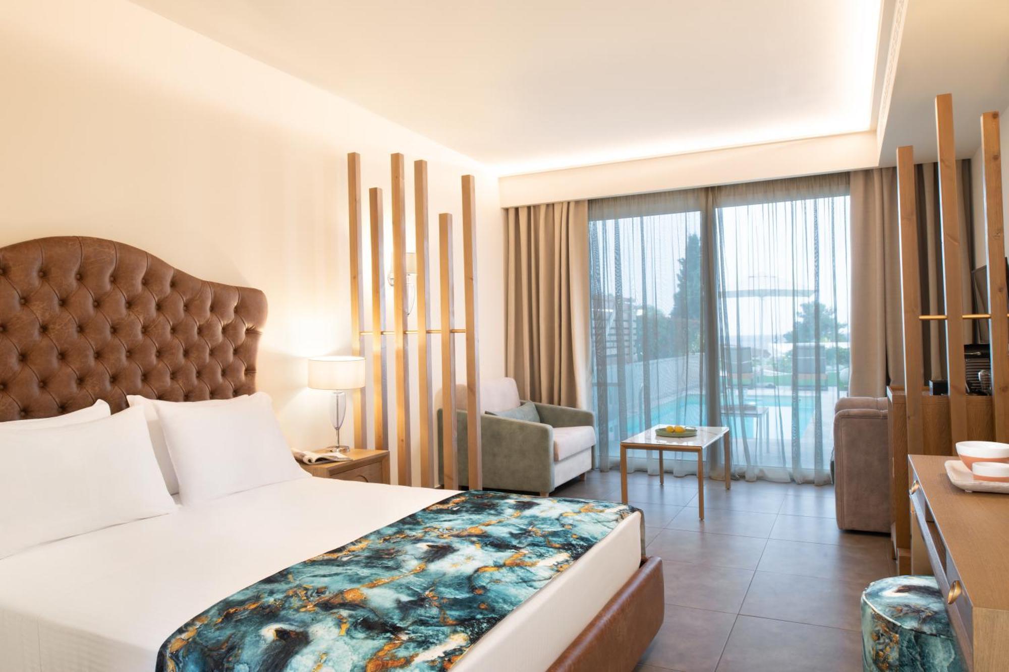 อเล็กซานดรา เอเลแกนซ์ บริดจิง เจเนอเรชั่น Hotel โปตอส ภายนอก รูปภาพ